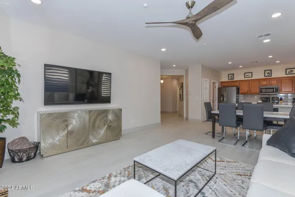 $3,200 | 40309 North Bell Meadow Trail, Phoenix, AZ 85086