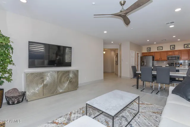 $3,200 | 40309 North Bell Meadow Trail, Phoenix, AZ 85086