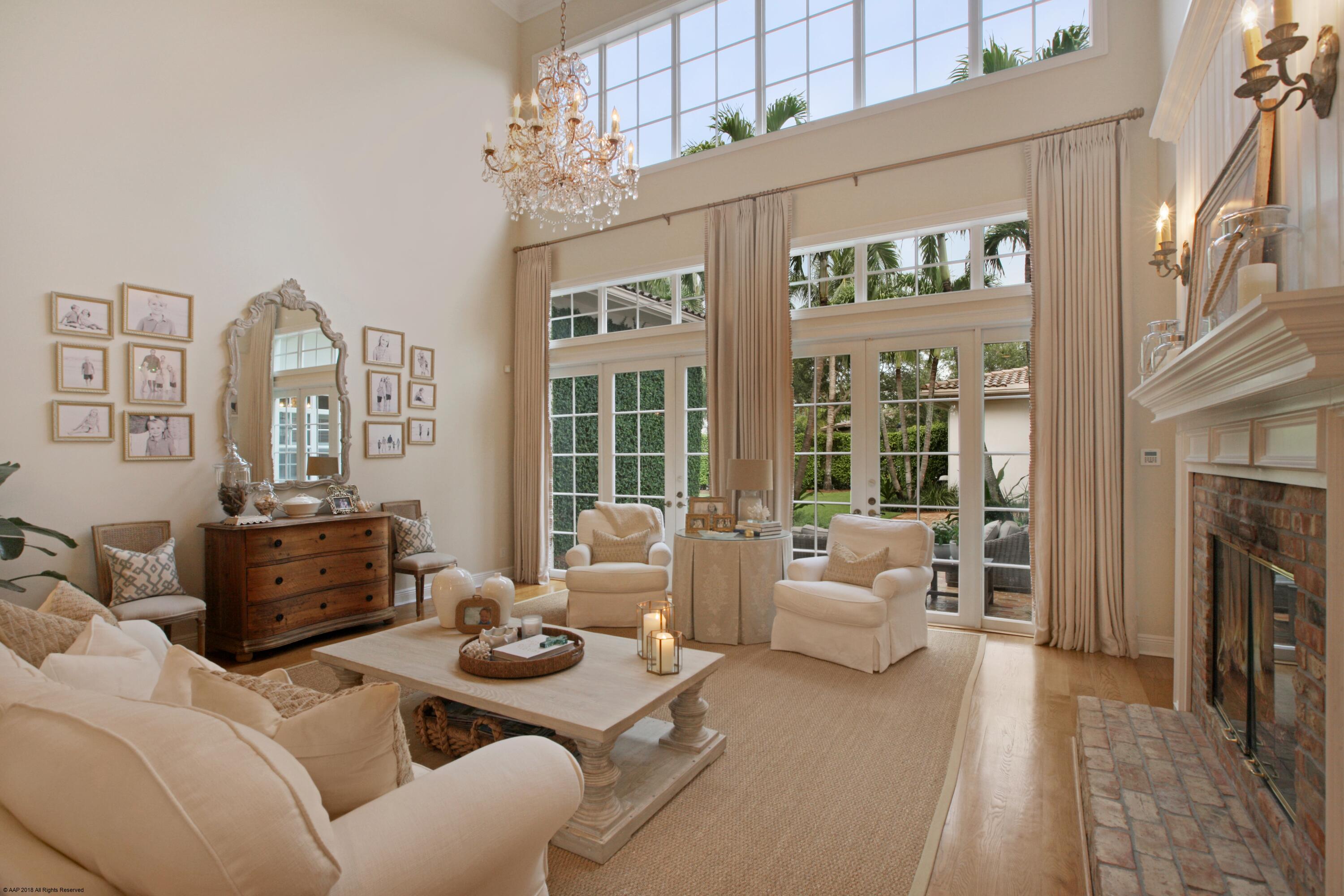 145 Segovia Way Jupiter, FL 33458 - Photo 5 of 43 LIVING ROOM