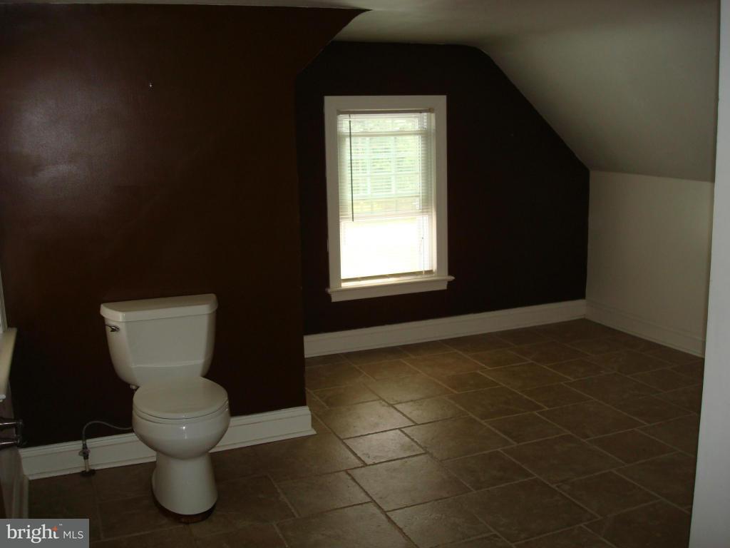 169 Jimanna Road Lancaster, PA 17602 - Photo 11 of 15 Gallery Image 11