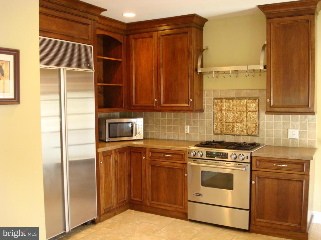 169 Jimanna Road Lancaster, PA 17602 - Photo 4 of 15 Gallery Image 4