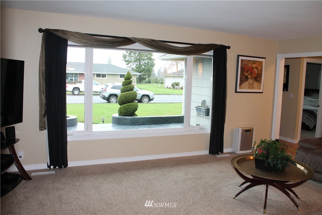 17660 Greenacres Road Mount Vernon, WA 98273 - Photo 4 of 25 Gallery Image 4