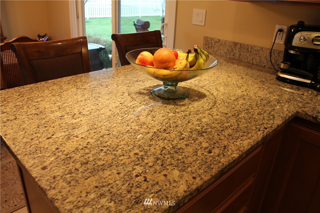 17660 Greenacres Road Mount Vernon, WA 98273 - Photo 8 of 25 Gallery Image 8