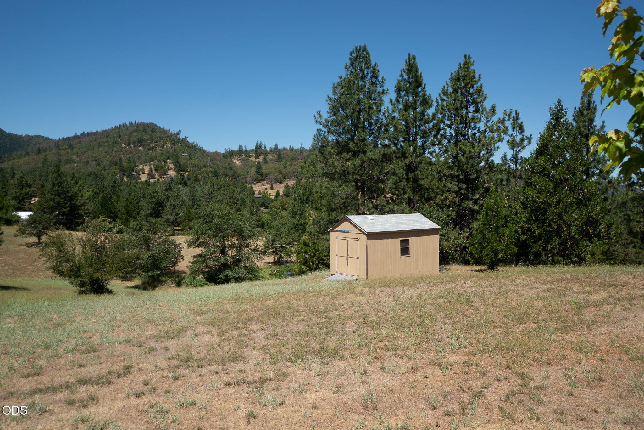 651 Holton Road Talent, OR 97540 - Photo 40 of 47