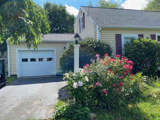 5 Mace Road Hampton, NH 03842 - Photo 2 of 36