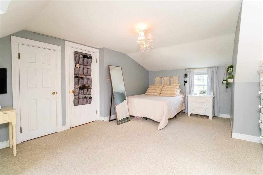 52 Chisholm Road Weymouth, MA 02190 - Photo 17 of 32 Gallery Image 17