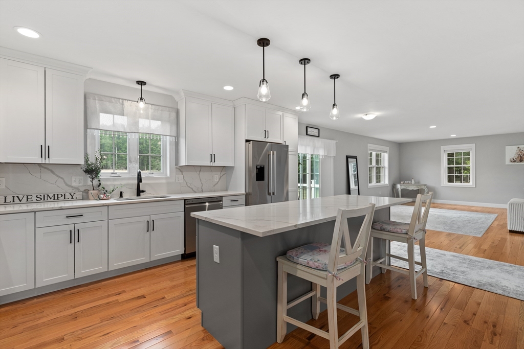23 Hager Park Road Westminster, MA 01473 - Photo 11 of 41