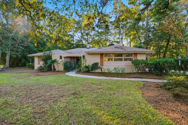 $4,000 | 815 Farm Quarter Road, Mount Pleasant, SC 29464