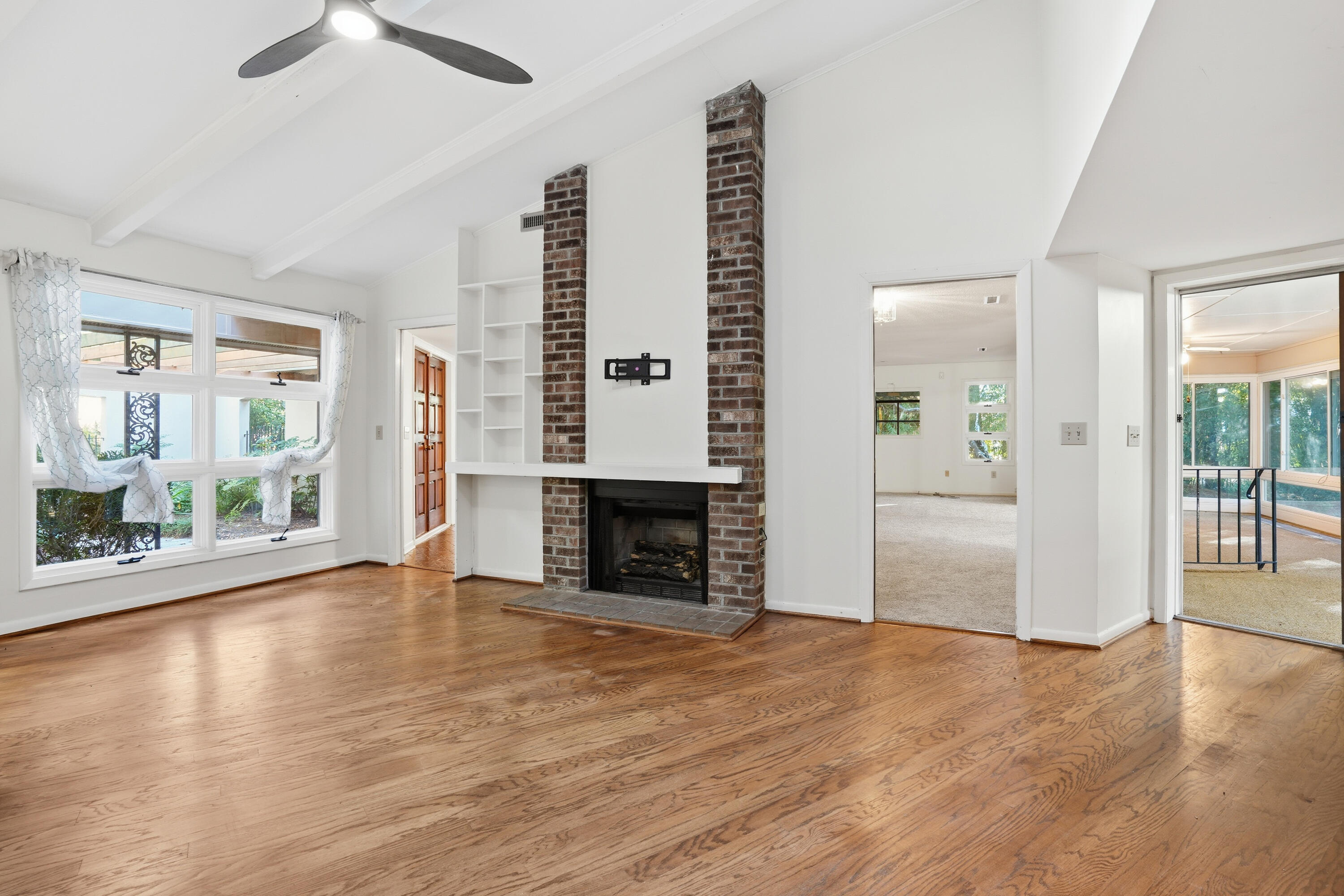 815 Farm Quarter Road Mount Pleasant, SC 29464 - Photo 11 of 36 11-011_DSC06930