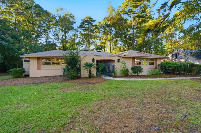 $4,000 | 815 Farm Quarter Road, Mount Pleasant, SC 29464