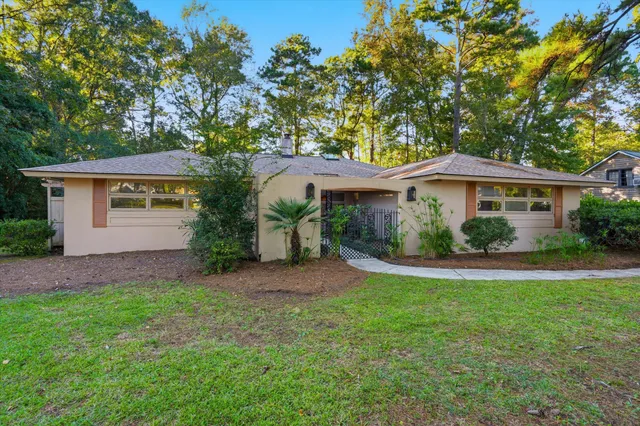 $4,000 | 815 Farm Quarter Road, Mount Pleasant, SC 29464