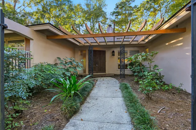 $4,000 | 815 Farm Quarter Road, Mount Pleasant, SC 29464