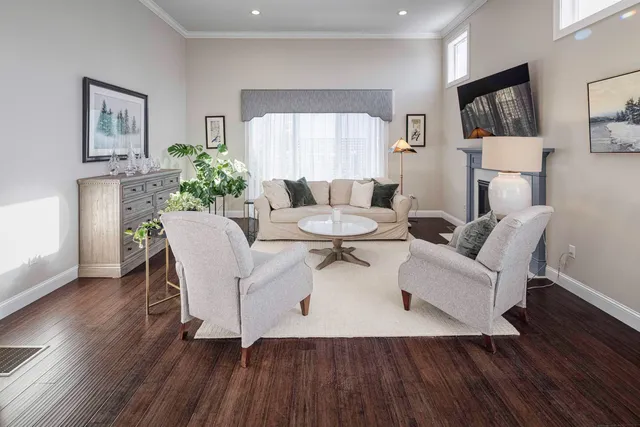 $629,900 | 57 Maple Street, Unit 2, Dover, NH 03820