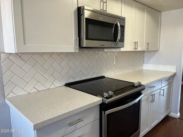 $2,300 | 5998 North 78th Street, Unit 219, Scottsdale, AZ 85250