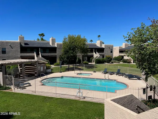 $2,300 | 5998 North 78th Street, Unit 219, Scottsdale, AZ 85250