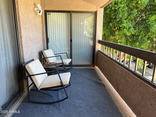 $2,300 | 5998 North 78th Street, Unit 219, Scottsdale, AZ 85250