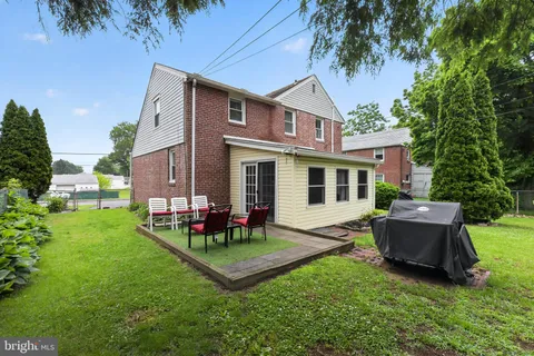 $340,000 | 506 West South Avenue, Glenolden, PA 19036