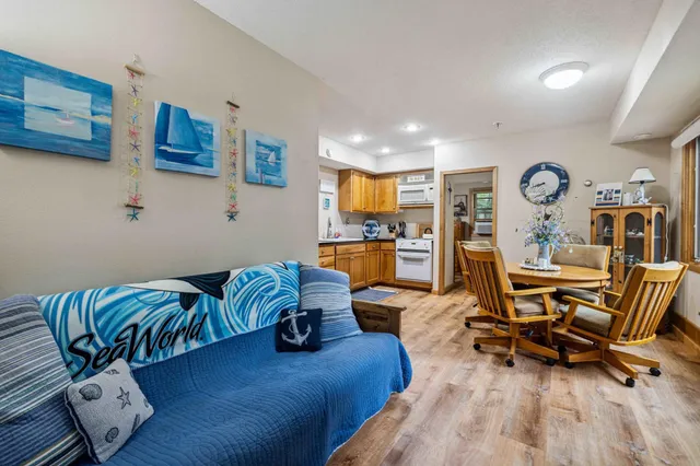 $785,000 | 13632 Piney Lane, Merrifield, MN 56465