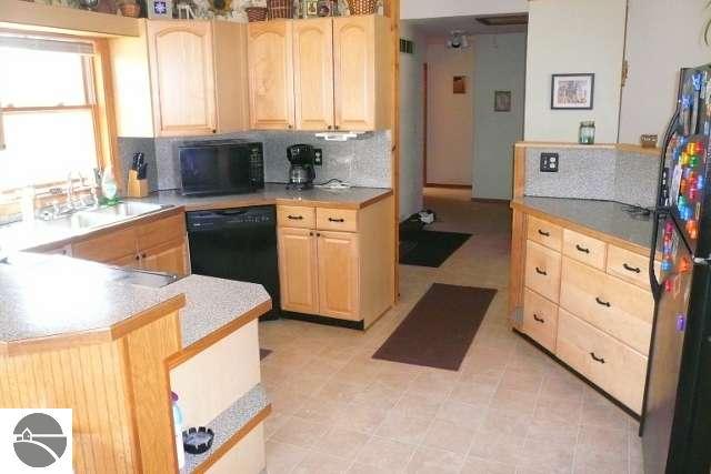 8804 Mockerman Road Southeast Fife Lake, MI 49633 - Photo 9 of 25 1735216-8.JPG
