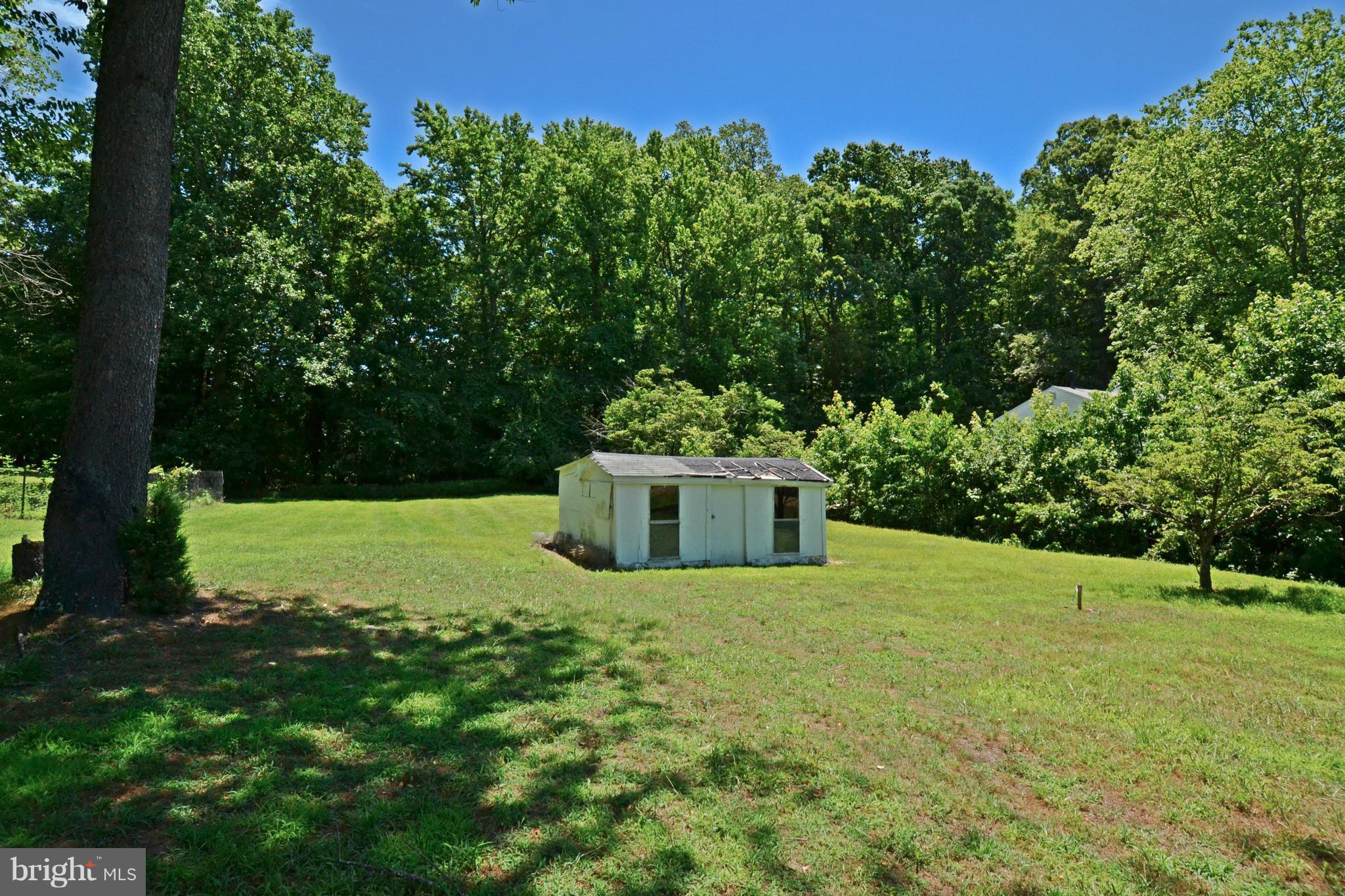 8320 Temple Hill Road Clinton, MD 20735 - Photo 18 of 24 Exterior (Rear)