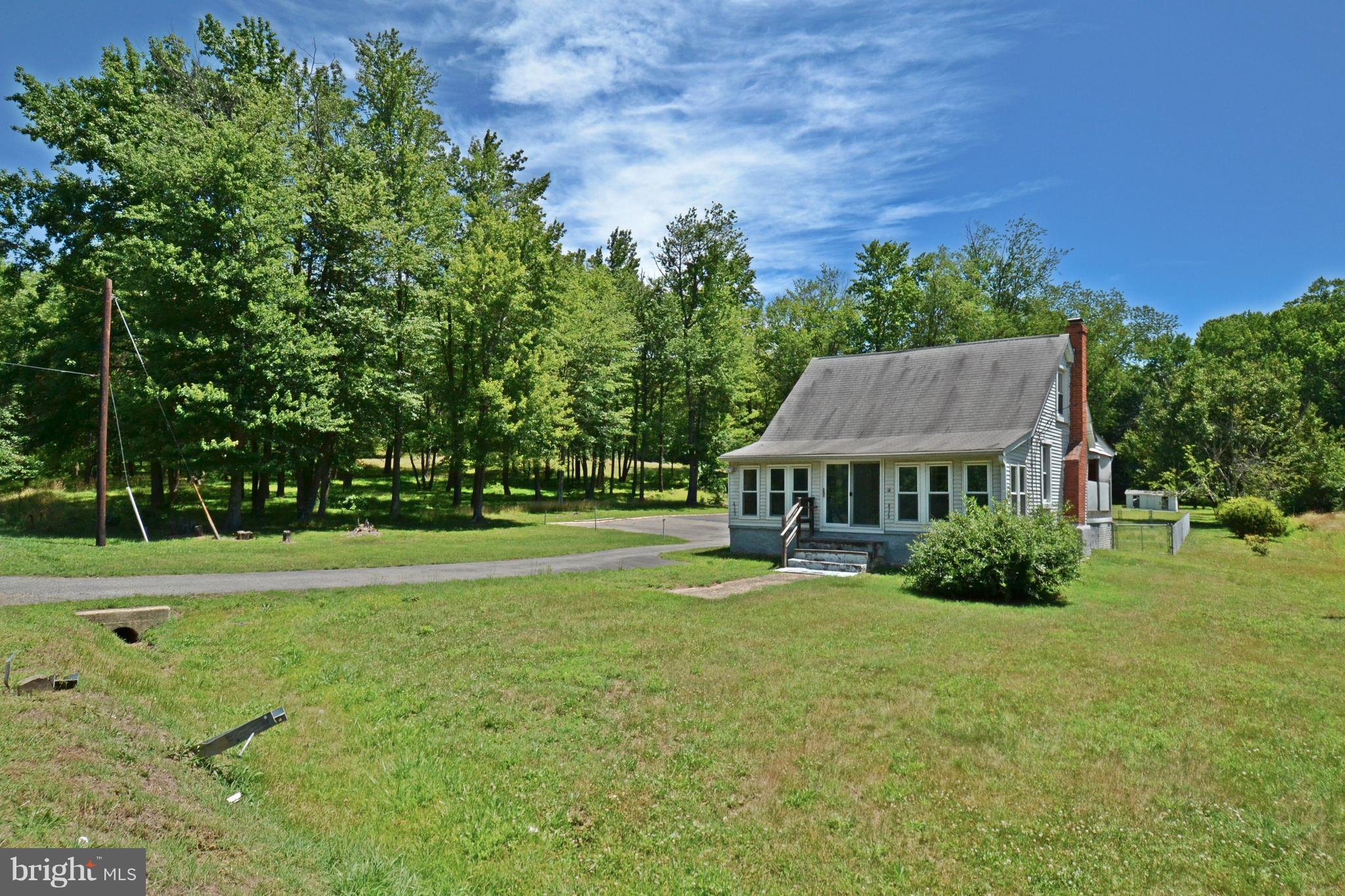 8320 Temple Hill Road Clinton, MD 20735 - Photo 4 of 24 Exterior (Front)