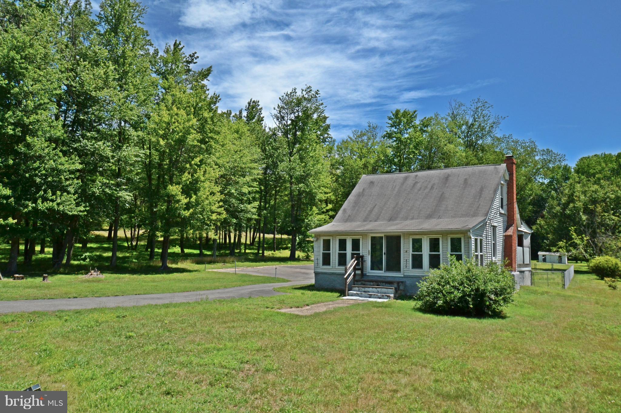 8320 Temple Hill Road Clinton, MD 20735 - Photo 5 of 24 Exterior (Front)