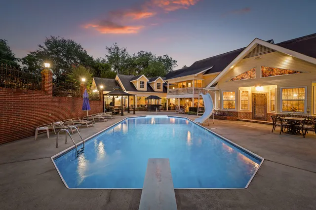 $995,000 | 5 South Orchard Drive, Chickamauga, GA 30707