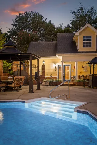 $995,000 | 5 South Orchard Drive, Chickamauga, GA 30707