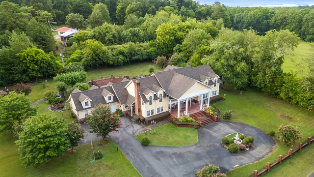 $995,000 | 5 South Orchard Drive, Chickamauga, GA 30707