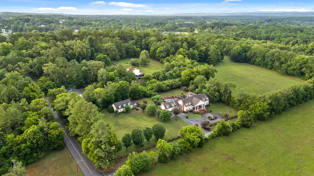 $995,000 | 5 South Orchard Drive, Chickamauga, GA 30707