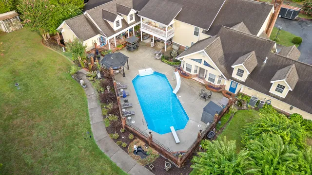 $995,000 | 5 South Orchard Drive, Chickamauga, GA 30707