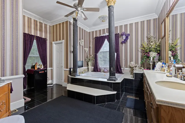 $995,000 | 5 South Orchard Drive, Chickamauga, GA 30707