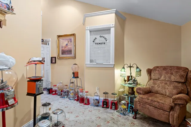 $995,000 | 5 South Orchard Drive, Chickamauga, GA 30707