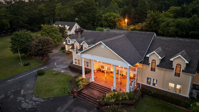 $995,000 | 5 South Orchard Drive, Chickamauga, GA 30707