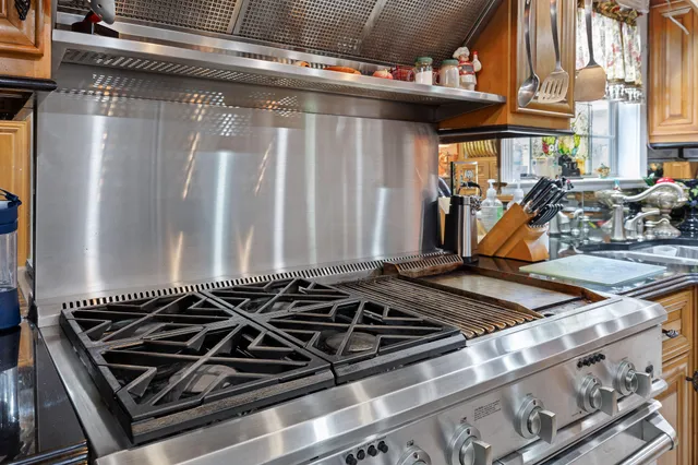 $995,000 | 5 South Orchard Drive, Chickamauga, GA 30707