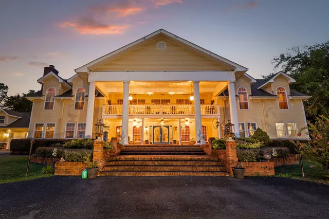 $995,000 | 5 South Orchard Drive, Chickamauga, GA 30707