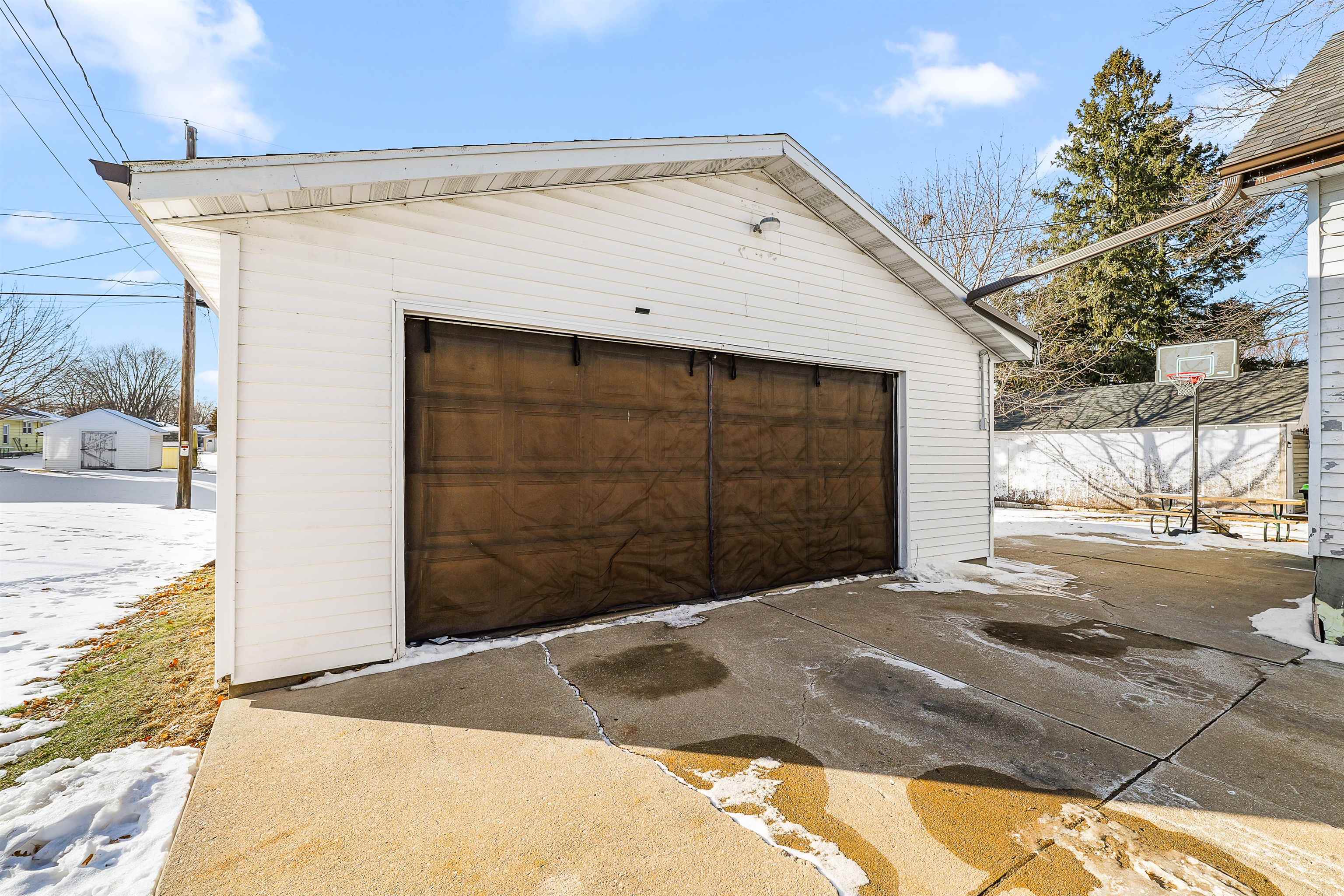 262 Walker Street Waupun, WI 53963 - Photo 25 of 27