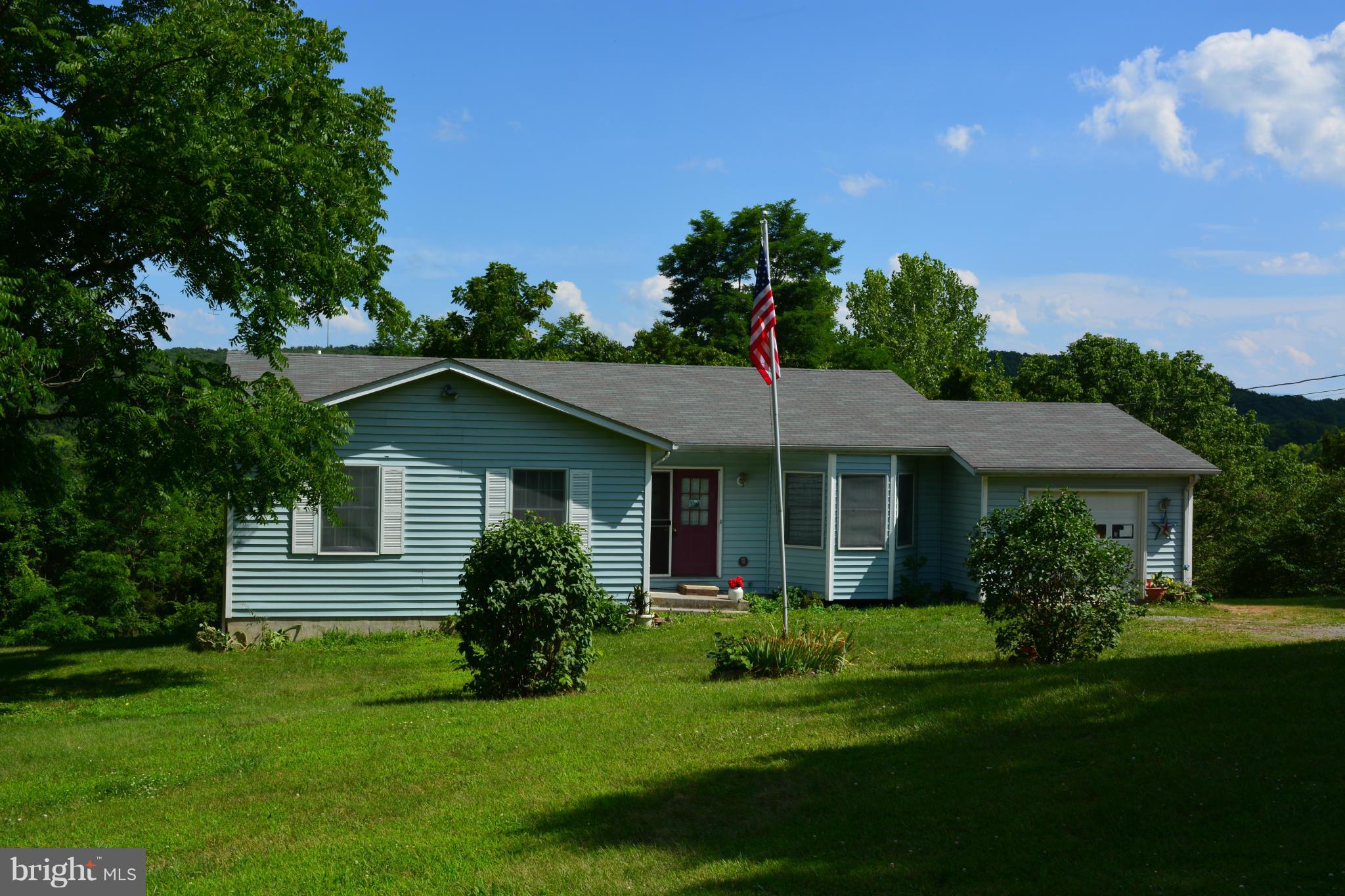 19670 Fort Valley Road Strasburg, VA 22657 - Photo 1 of 13 Exterior (Front)