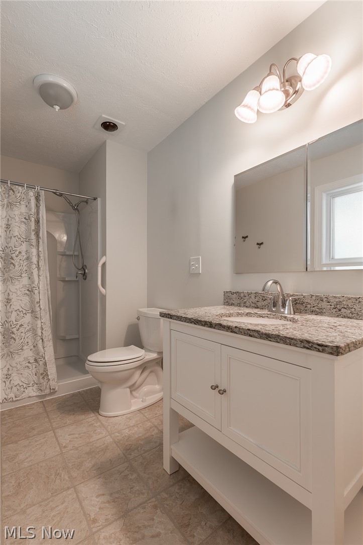 8605 Hendricks Road Mentor, OH 44060 - Photo 16 of 27 Master Bath