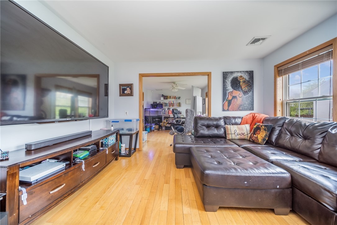 1441 Stafford Road Fall River, MA 02721 - Photo 11 of 27