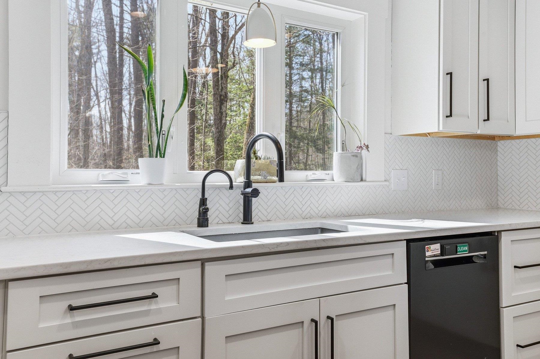 22 Colonial Way Exeter, NH 03833 - Photo 12 of 51