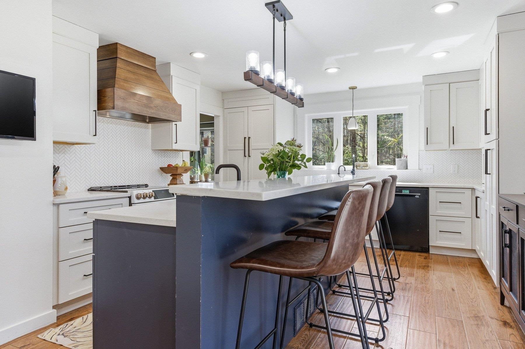 22 Colonial Way Exeter, NH 03833 - Photo 8 of 51