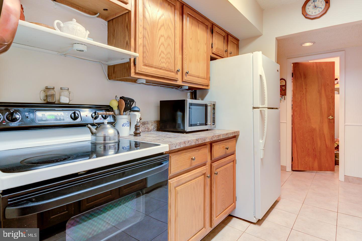 800 Avondale Road, Unit 5G Wallingford, PA 19086 - Photo 20 of 25 Kitchen