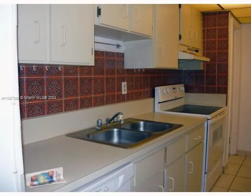 $229,000 | 750 Northwest 43rd Avenue, Unit 610, Miami, FL 33126