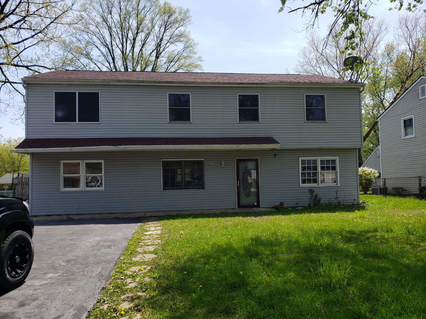 523 White Oak Road Bolingbrook, IL 60440 - Photo 1 of 20