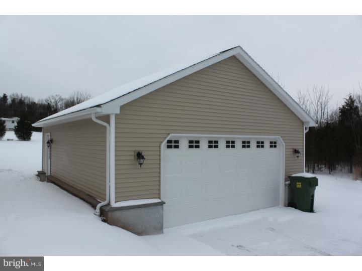 2069 Ridge Road Telford, PA 18969 - Photo 3 of 14 Garage