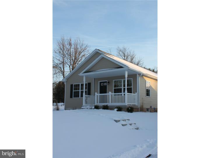 2069 Ridge Road Telford, PA 18969 - Photo 4 of 14 Exterior Front