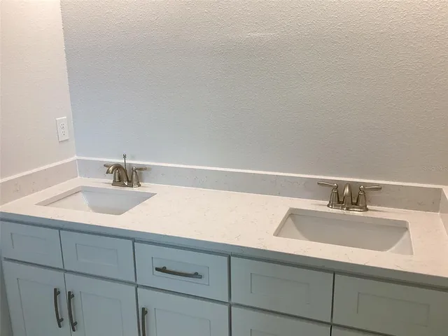 $329,000 | 10540 Southwest 49th Avenue Road, Ocala, FL 34476