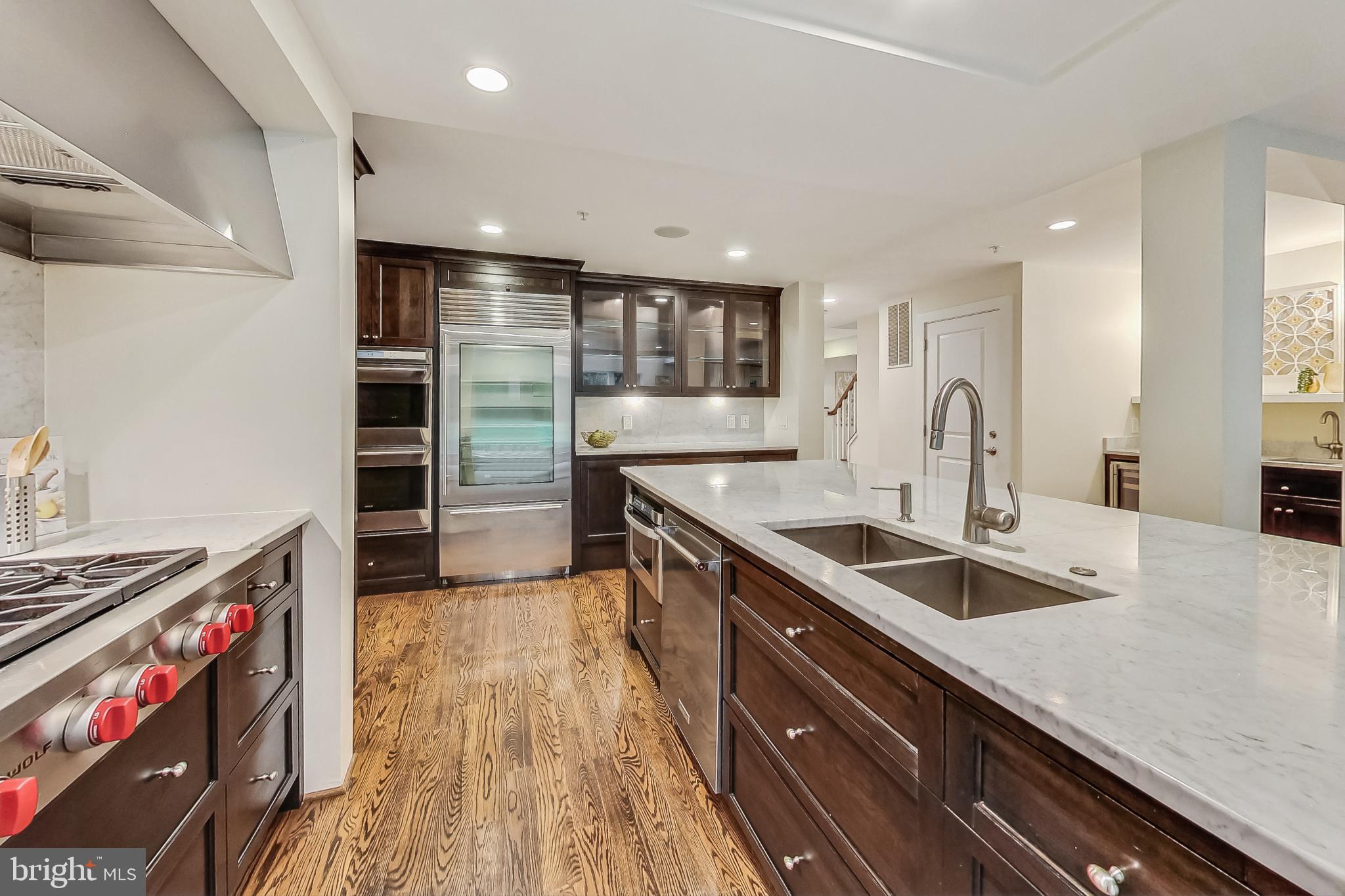 10204 Gary Road Potomac, MD 20854 - Photo 12 of 77