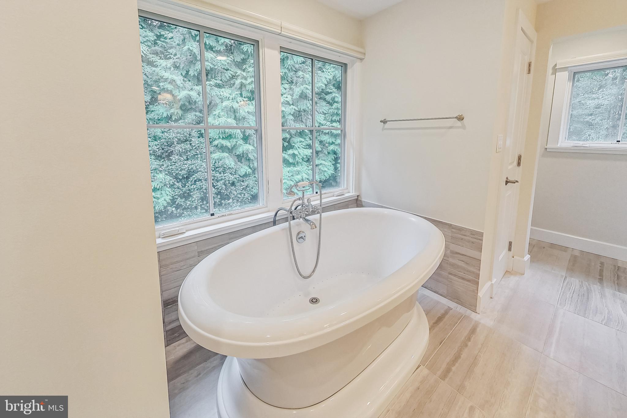 10204 Gary Road Potomac, MD 20854 - Photo 46 of 77